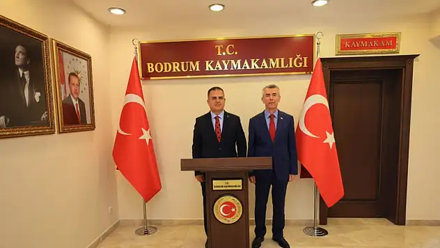 Vali İdris Akbıyık, Bodrum Kaymakamı Ali Sırmalı'yı makamında ziyaret etti.