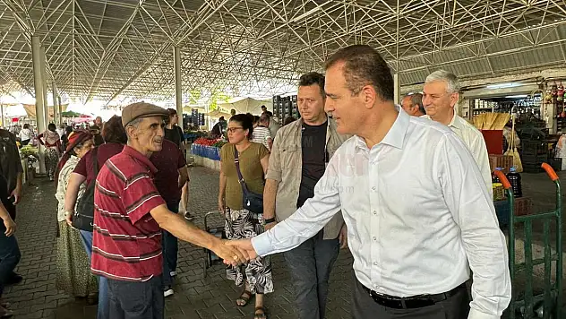 Vali İdris Akbıyık Pazar Esnafını Ziyaret Etti