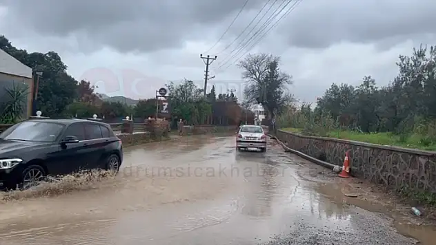Vatandaşlar Bozulan Yollarda Perişan Oluyor