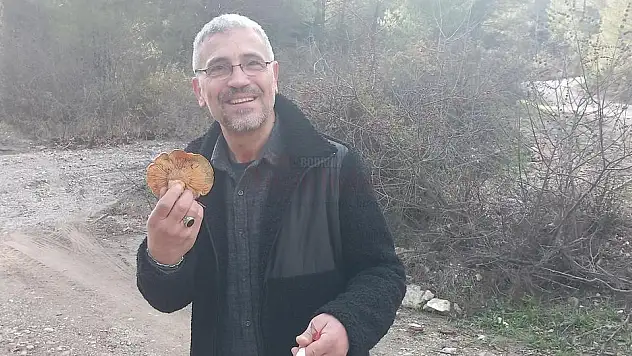 Vatandaşlar Hafta Sonunu Dağlarda Çıntar Toplayarak Geçirdi