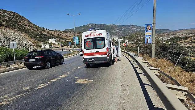 Virajı alamayan motosiklet sürücüsü kaza yaptı !