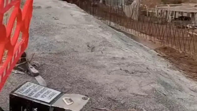 Yağmur Yağdı Yol Çöktü, Vatandaş Mağdur Oldu