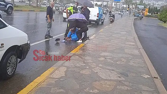 Yağmurda Kayan Motor 20 Metre Sürüklendi 1 Yaralı