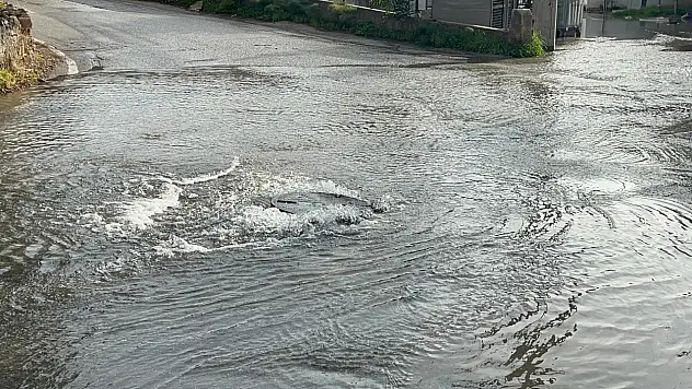 Yağmurla geldi patlakla gitti