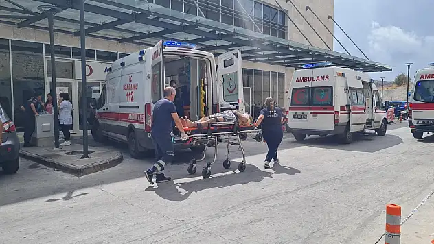 Yaklaşık Üç Metreden Düşüp Yaralandı