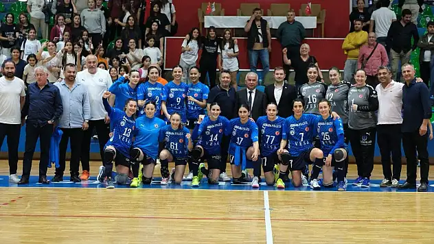 Yalıkavakspor Finale Yükseldi: Üsküdar Serisini 2-0'la Geçti