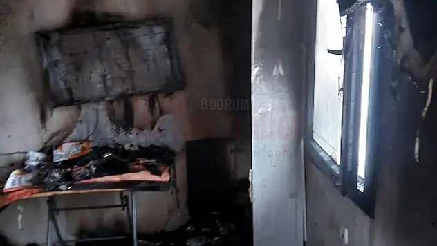 Yangında Ev Kullanılamaz Hale Geldi