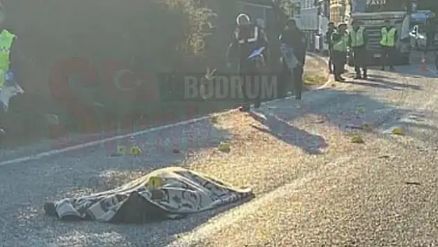 Yaşlı Adama Çarpıp Öldüren Araç Kayıplara Karıştı