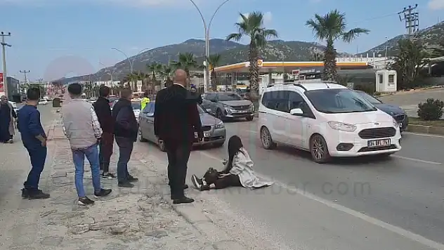 YAYA'YA ÇARPAN MOTOSİKLET DURMADI