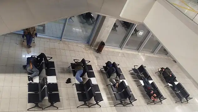 Yeni otogar'da gece görüntüleri dikkat çekti