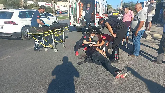 Yere Düşen Sürücünün Üzerinden Ezip Geçip