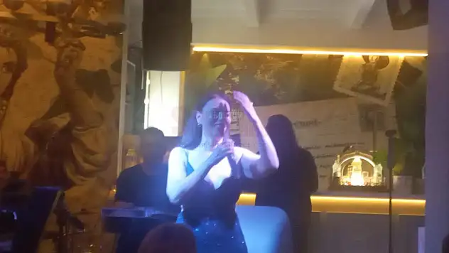 Yeşim Salkım Sevenlerini Coşturdu