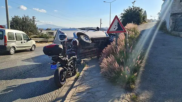 Yokuşbaşında Meydana gelen Kazada İki Araç Hasar Gördü