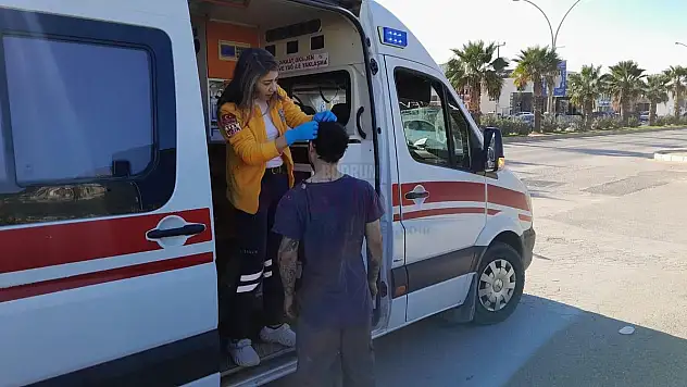 Yola Dökülen Yağ Sebebi İle 2 Sürücü Düşüp Yaralandı