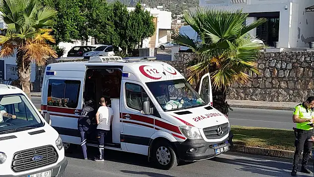 Yolda Aniden Duran Transite Çarpıp Yaralandı