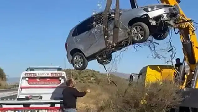 Yoldan Çıkıp Şarampole Uçtu