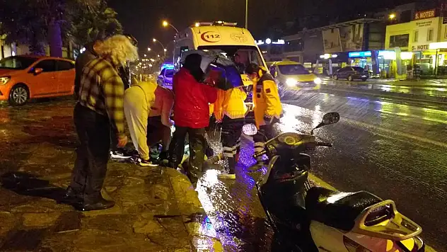 Yolun Karşısına Geçmeye Çalışan Yayaya Motosiklet Çarptı