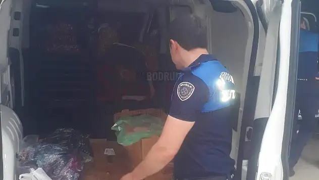 Zabıta Ekipleri Sağlıksız Etli Ekmek (pide) ve Tavuk Eti Ele Geçirdi