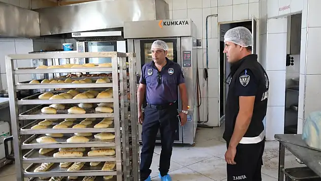 Zabıta Ekiplerinden Fırın ve Pastanelere Denetim