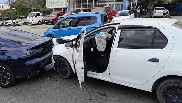 Zincirleme Kazada 1 Kişi Yaralandı