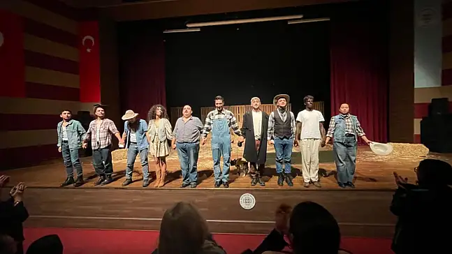 Fareler ve İnsanlar sanatseverlerden tam not aldı