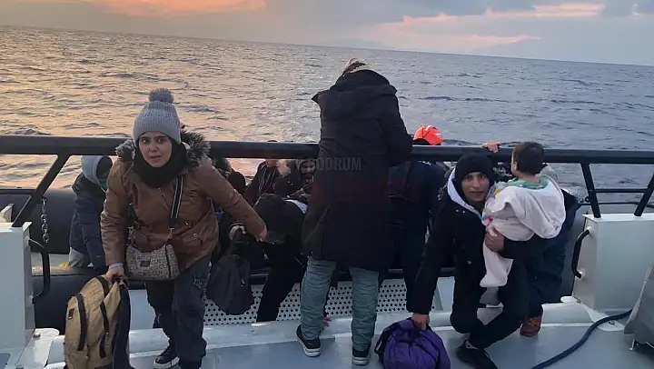 Bodrum'da 4'ü Çocuk 32 Düzensiz Göçmen Kurtarıldı