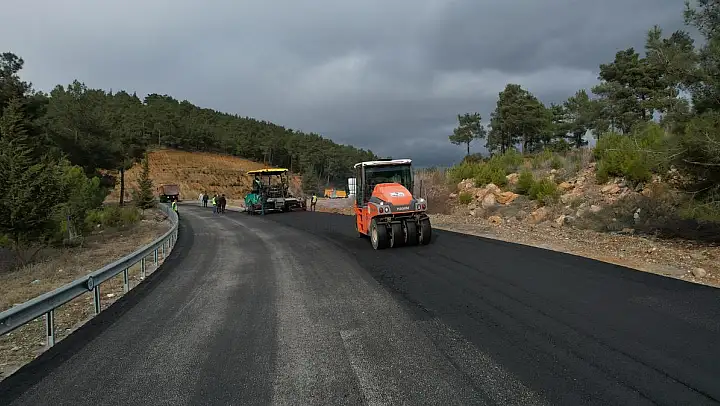Büyükşehir'den Modern ve Güvenli Yollara 1 Milyar Yatırım
