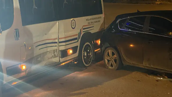 El freni boşalan araç minibüse çarptı 2 yolcu yaralandı