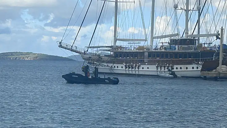 Kumbahçe sahilinde kaçak yapı ve tonoz operasyonu