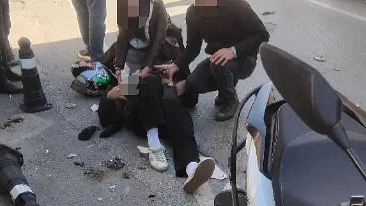 Motosikletler kafa kafaya çarpıştı 1 yaralı