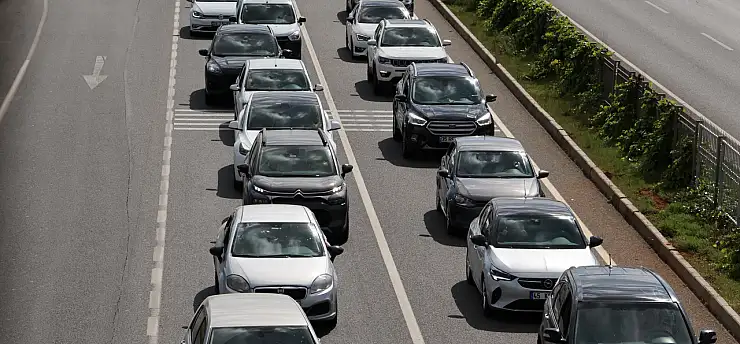 Bir ayda 2 bin 934 yeni araç trafiğe katıldı