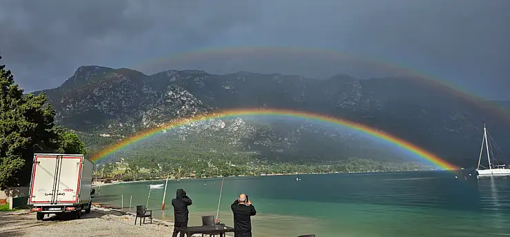Çifte gökkuşağı hayran bıraktı