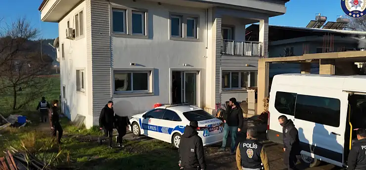 Emniyetten nokta operasyon 4 kişi tutuklandı