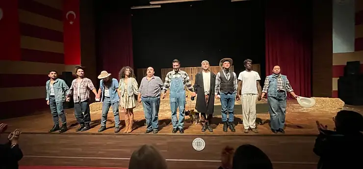 Fareler ve İnsanlar sanatseverlerden tam not aldı