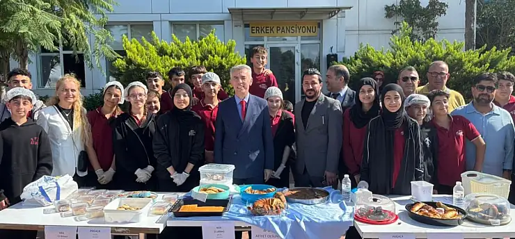 Öğrenciler Gazze için kolları sıvadı