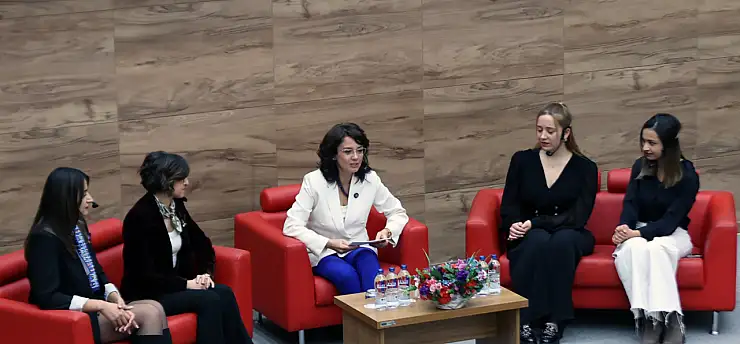 Prof. Dr. Türkan Saylan konser ve söyleyişiyle anıldı