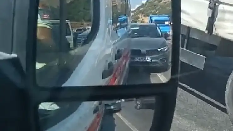 112 Ambulans Ekiplerini Uzun Süre Yolda Taciz Etti