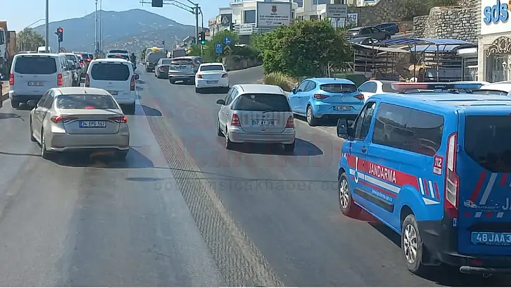 112 Çağrı İhbarlarına Yol Vermeyen Sürücüler Yüzünden Gecikiyorlar