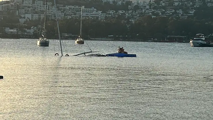 13 metrelik tekne battı