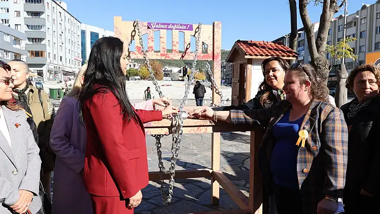 25 Kasım'da tek ses Yalnız Değilsin