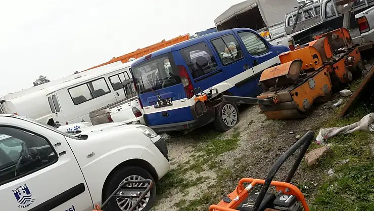 Ak Parti İlçe Başkanı Gökmen'den Belediye ile İlgili Sert İfadeler