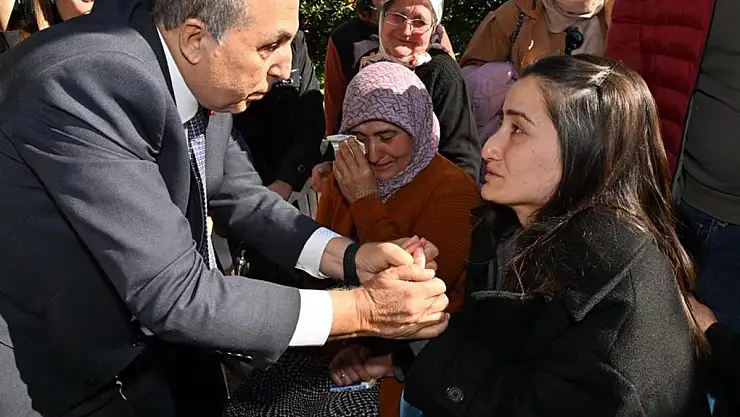 AK Parti Muğla B. Adayı Ayaydın Yaralı Askerin Ailesini Ziyaret Etti