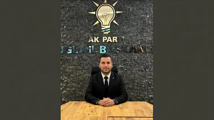 Gençlik Kolları Başkanı görevini devretti