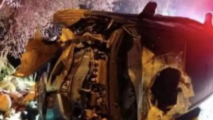 Araç hurdaya döndü