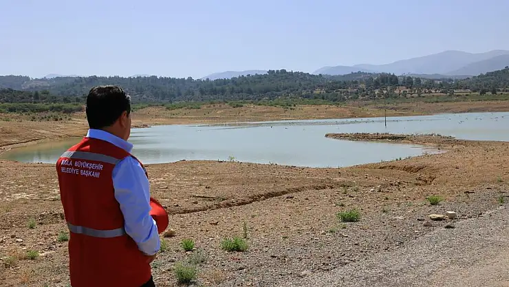 Aras, 'Mumcular Barajı'ndan Su Alamıyoruz'