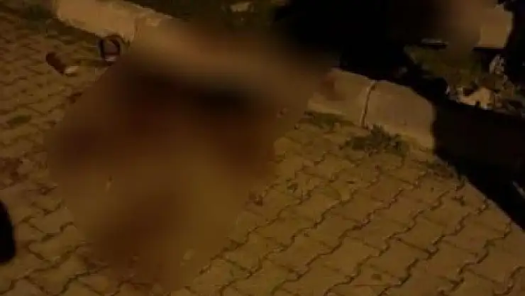 Arkadaşlar Arasında Bıçaklı Kavga: Bir Kişi Yaralandı