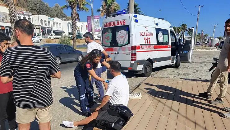 Atatürk Bulvarı'nda kaza ! otomobil ile motosiklet çarpıştı !