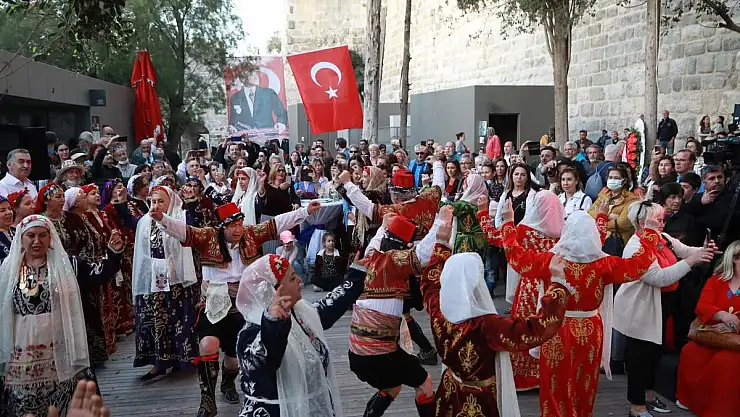 BALIKÇI'NIN DOĞUM GÜNÜ, 'DÜNYA MERHABA GÜNÜ' OLDU
