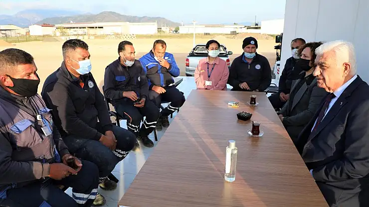 Başkan Gürün, İşçilerle Yatırım ve Projeleri Konuştu