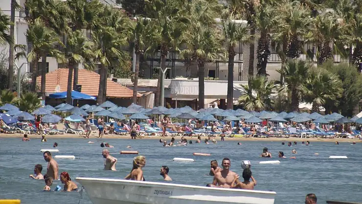 Bayramda Bodrum Sahilleri Doldu Taştı